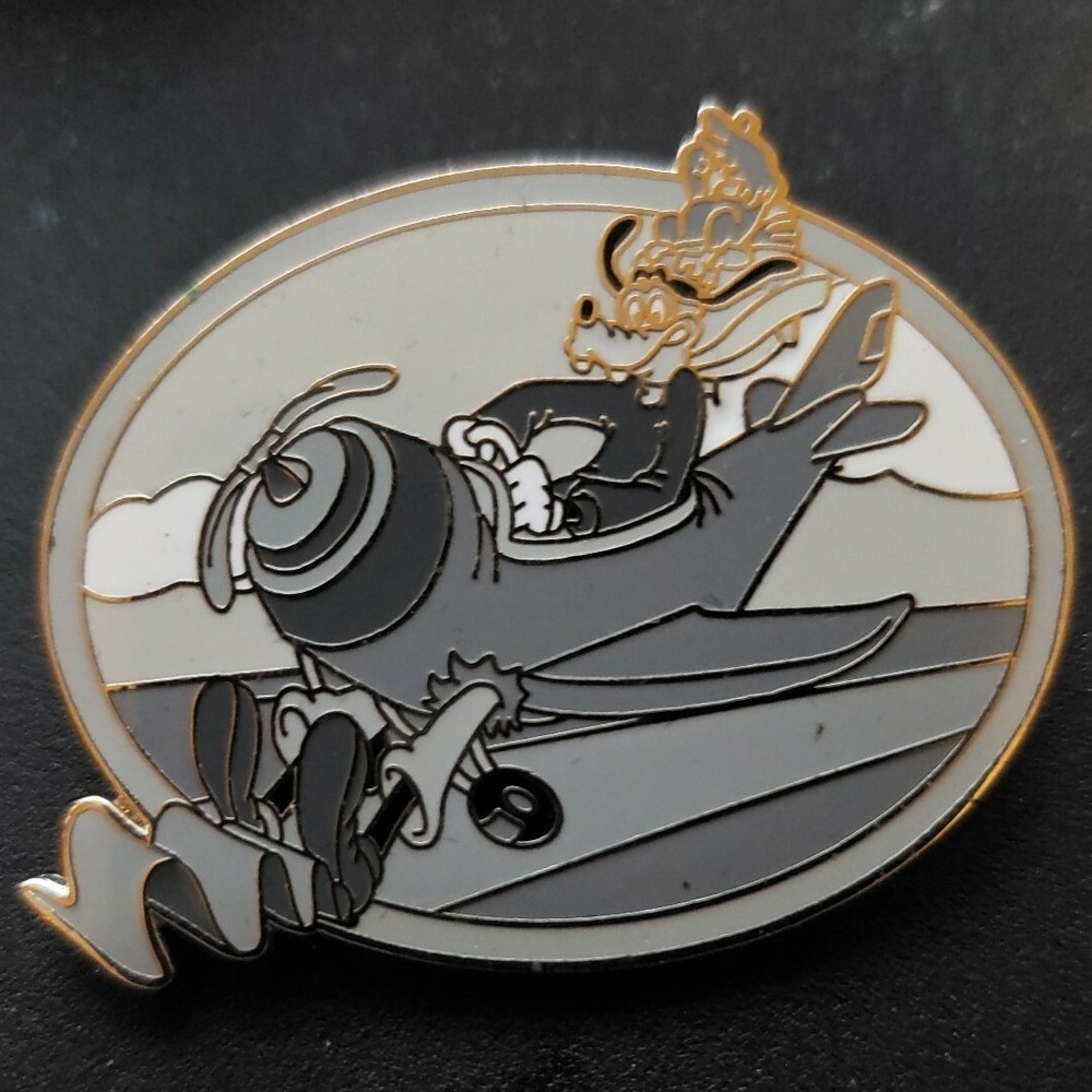 Disney Pin Goofy's Sky School Mystery Goofy Landing‎ CHASER LE 100 84141 DLR